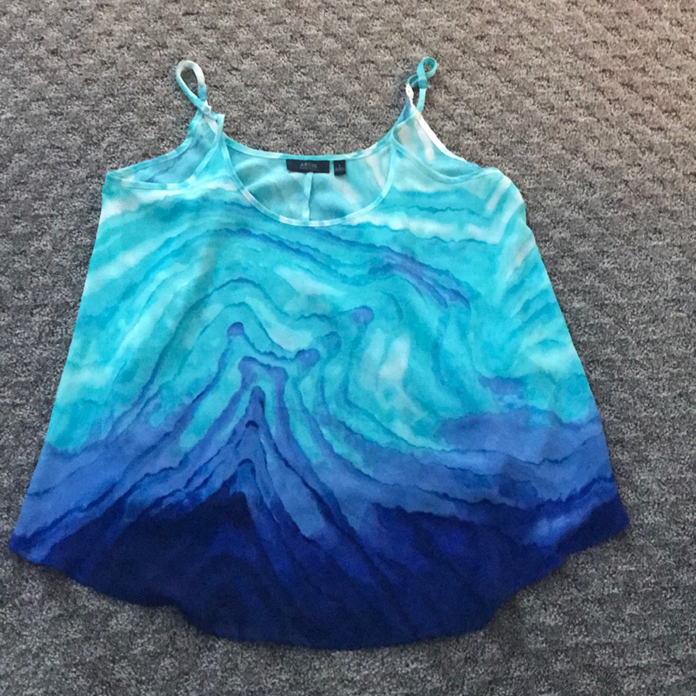 teal to blue tank from APT.9 essentials